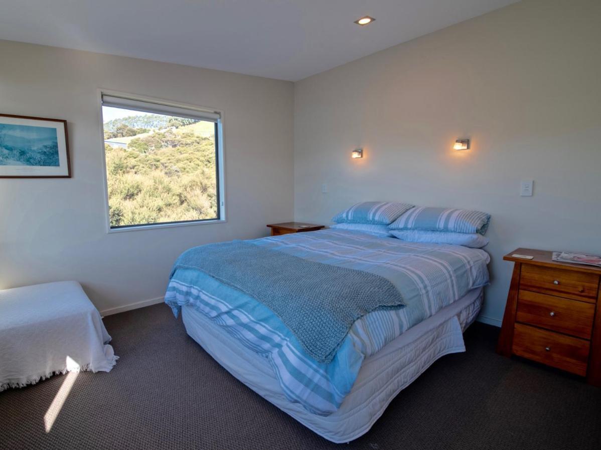 Kotare Point Paradise - Akaroa Holiday Home 외부 사진